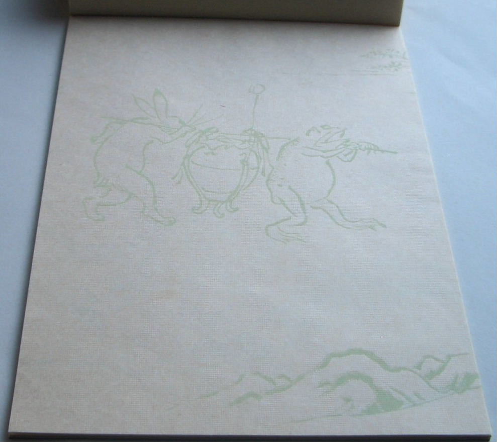 手漉和紙便箋　『鳥獣戯画』 第二集 柄３　 縦向　（次の写真へ）