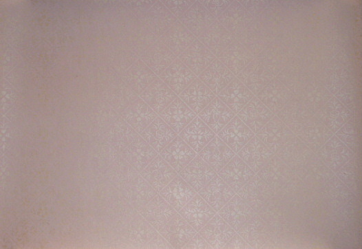 元永古今集 第二紙表面　紫（中色）　具引唐紙（黄雲母摺）　『花襷紋』　拡大へ